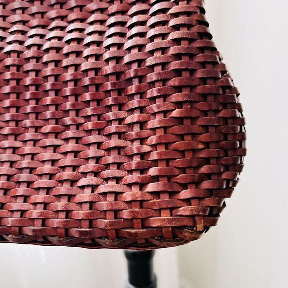 Maripe Brown Basket Woven Fully Lined Crossbody Shoulder Bag Purse - Picture 4 of 8